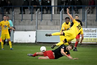 National 3 : Montluçon Football défait à la maison par le Sporting Lyon (2) : 1-3