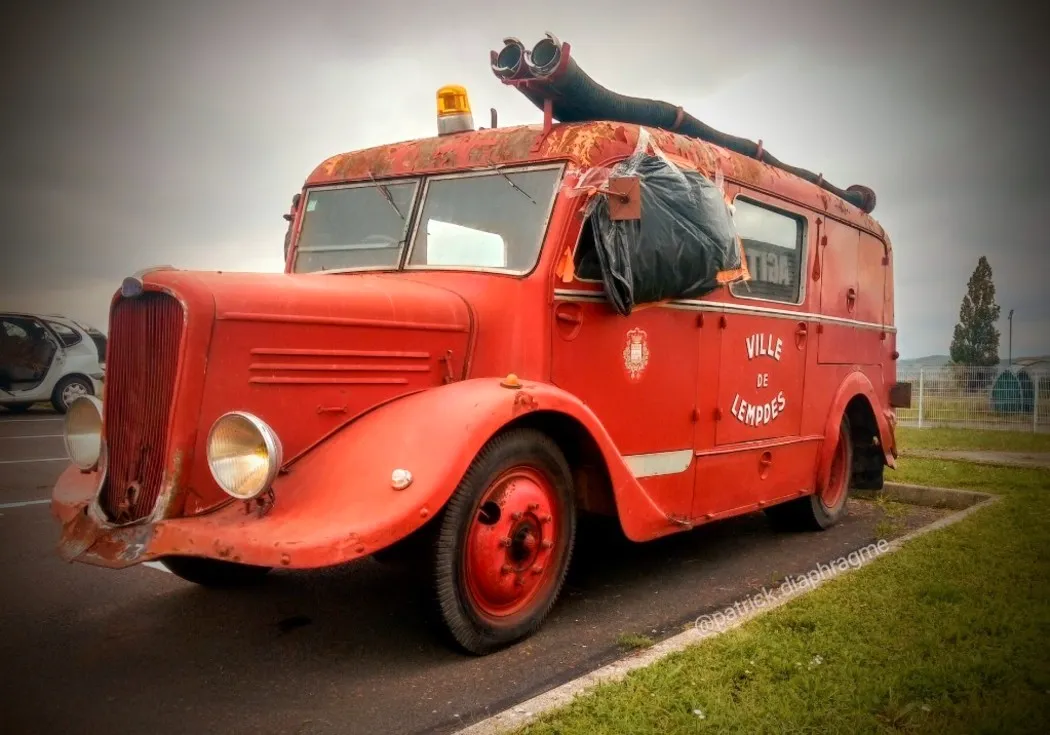 LAFFLY BSS 163 1949 Autopompe légère COMPTOURS EUR 165,00 - FR