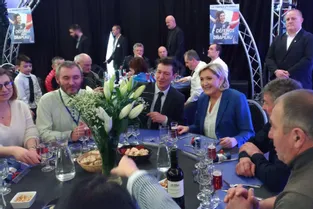 Marine Le Pen en campagne (de refondation) dans le Puy-de-Dôme