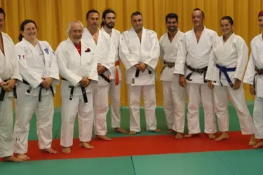 Les judokas vétérans se retrouvent au dojo