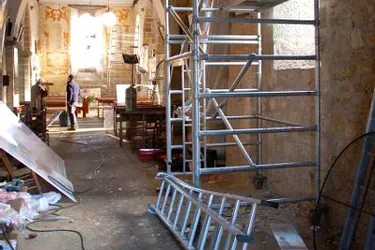 La première phase de la création des vitraux de l’église d'orgnac-sur-Vézère est en cours