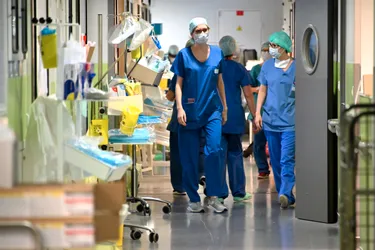 Coronavirus : deux décès de plus dans l'Allier et un en Haute-Loire