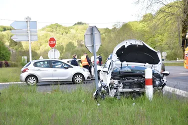 Suite à un choc frontal à Giou-de-Mamou (Cantal), trois personnes transportées à l'hôpital