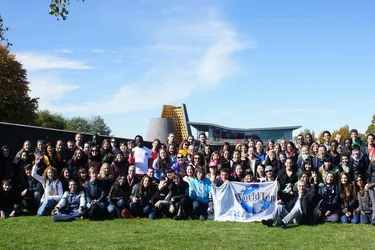 110 étudiants de 30 pays à Vulcania