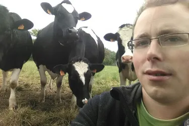 Les Jeunes Agriculteurs de la Creuse font le buzz en postant des selfies avec leurs animaux
