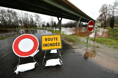 Le réseau routier principal épargné par les crues en Corrèze, des routes secondaires coupées