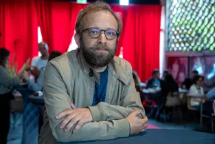 En dix ans, le réalisateur Nicolas Parisier est passé de candidat à membre du jury au Festival du moyen-métrage de Brive