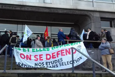 Université Clermont Auvergne : les militants plaident pour « une faculté ouverte à tous »