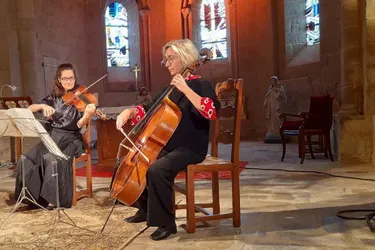 Un magnifique trio joue Bach à Sérandon