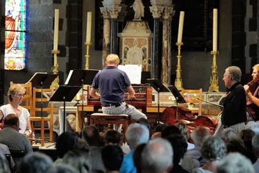 Bach en Combrailles a débuté, hier, avec une conférence et le concert de The Wallfisch Band