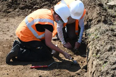 La RCEA qui traverse l'Allier révèle un passé millénaire étudié par les archéologues