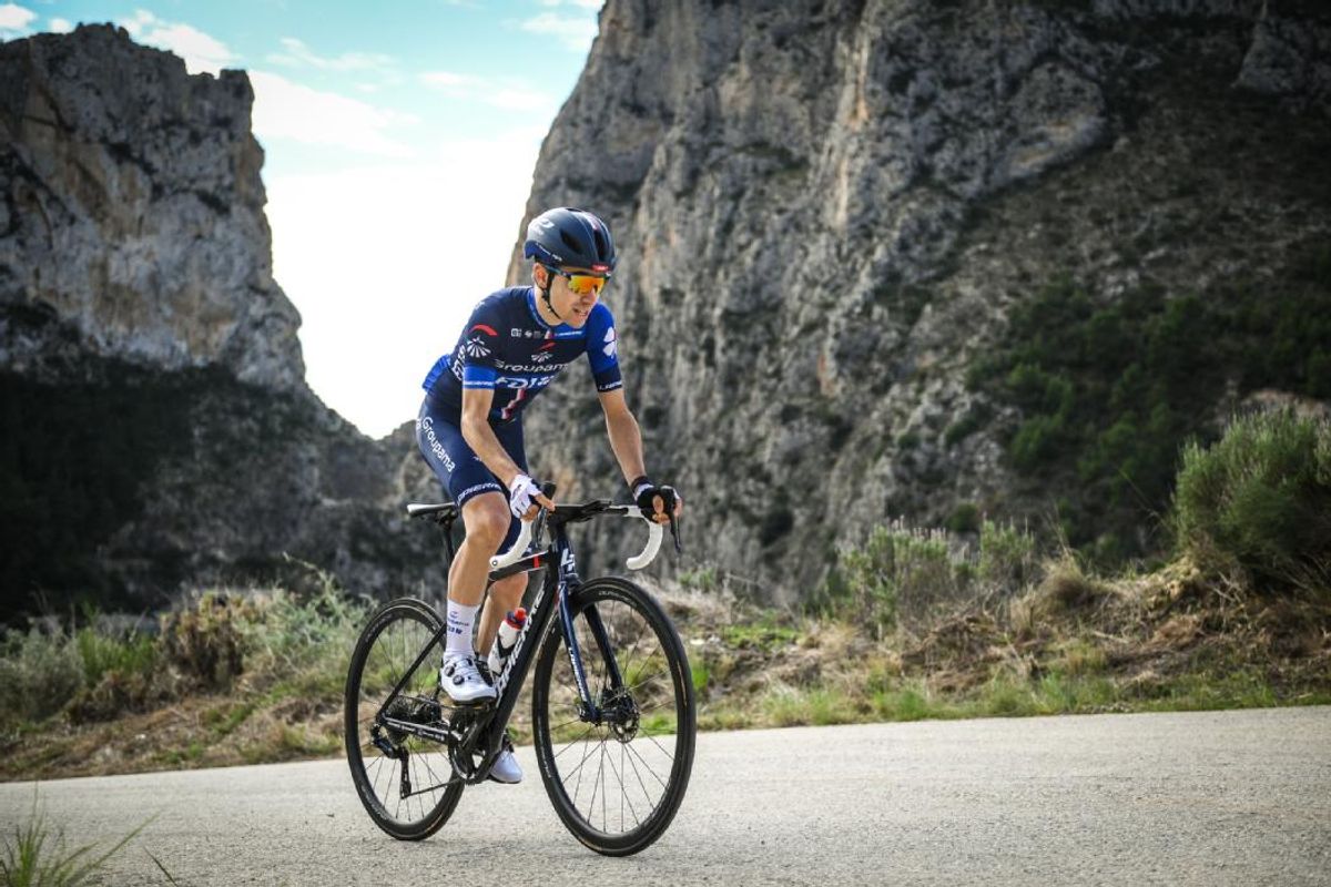 SOIT PREMIER SOIT RIEN LENNY MARTINEZ GRIMPEUR INDOMPTABLE visual data 4