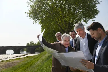 Laurent Wauquiez annonce une aide de 3,1 millions d'euros en soutien aux projets de l'agglomération de Moulins