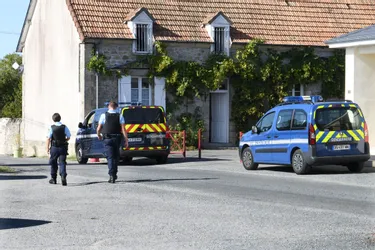 Jeune homme découvert par les éboueurs en Creuse : investigations au domicile de la victime