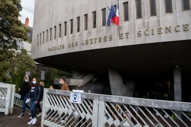 L'Université Clermont Auvergne repousse (encore) le retour progressif des étudiants