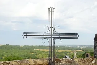 Deux nouvelles croix dans le paysage
