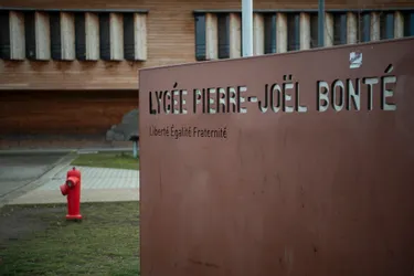 Affaire des menaces au lycée de Riom (Puy-de-Dôme) : un mineur mis en examen
