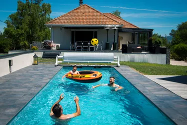 Combien de piscines privées sont construites dans votre commune, en Creuse ?
