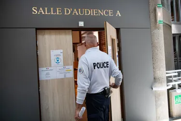 Condamné pour avoir barré la route des policiers en intervention à Clermont-Ferrand