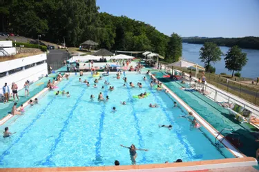 En travaux, la piscine de Saint-Étienne-Cantalès (Cantal) ne rouvrira qu'en juillet 2022