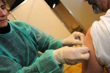 La CPAM du Cantal encourage la vaccination contre la grippe