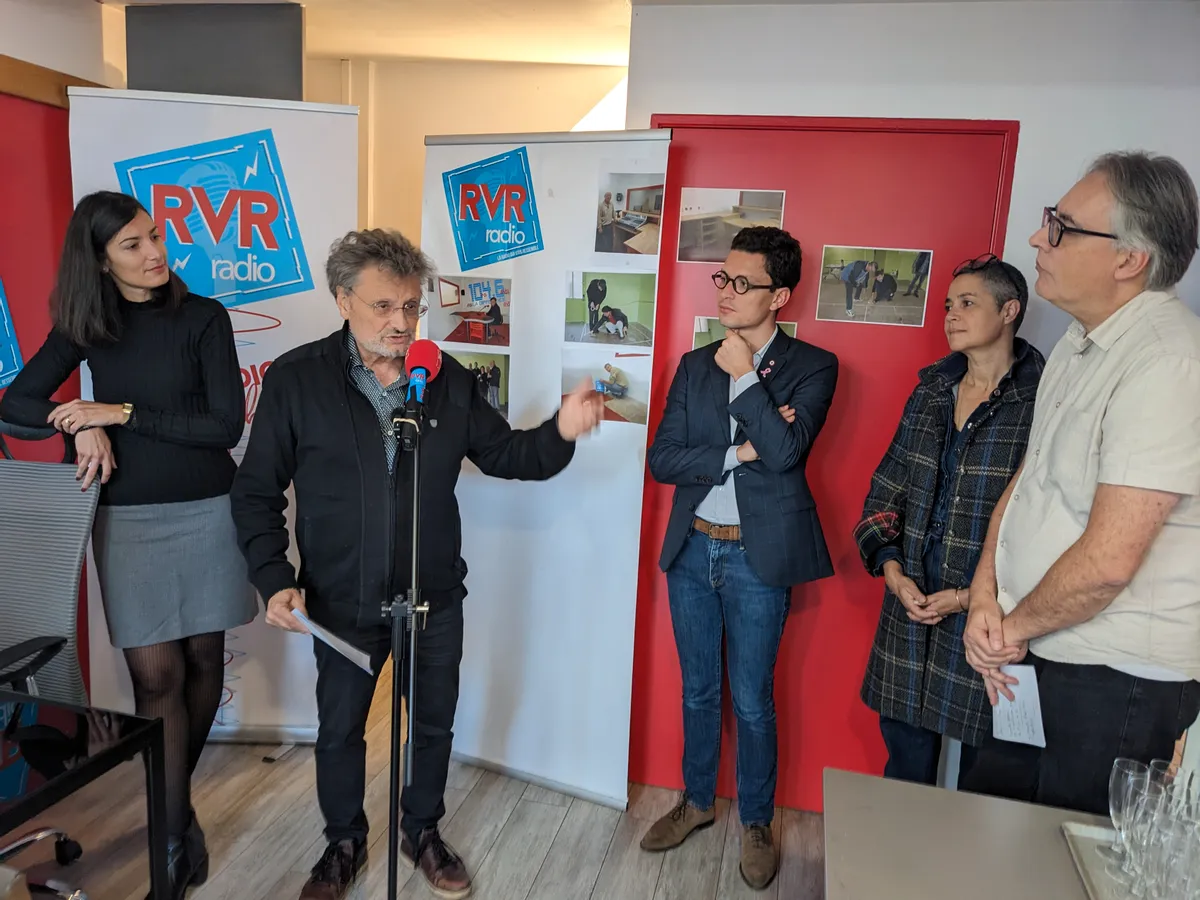 La radio RVR fête les 10 ans de son studio roannais en ouvrant ses ...