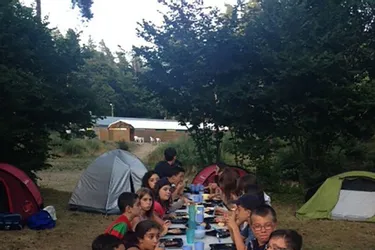 Camping à Aydat pour le Centre de Loisirs