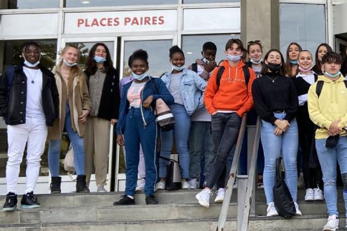 Deux Classes Du Lyc e Val D Allier Lyon La Montagne