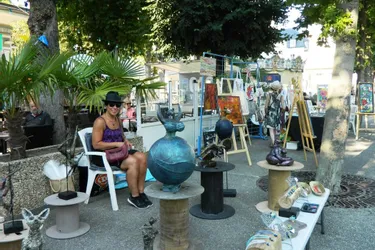 Les artistes installent leurs quartiers d’été en terrasse