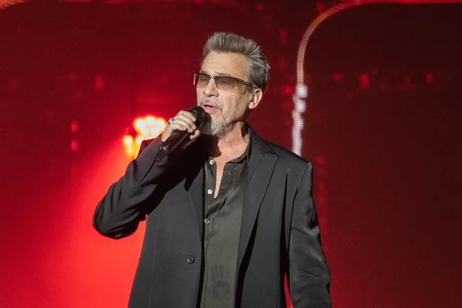T'aimer encore" : Florent Pagny évoque son cancer dans une nouvelle chanson  - L'Éveil de la Haute-Loire