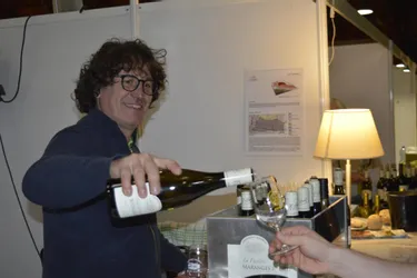 La 13e édition du Salon des vins et des produits du terroir se poursuit ce dimanche à Ambert