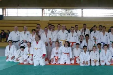 Une belle rencontre de judo handi valide