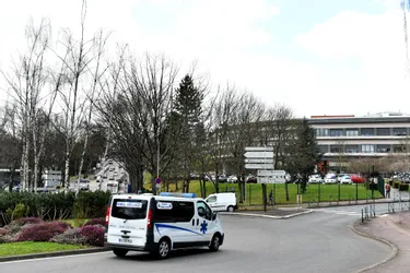 Un ambulancier poignardé à mort par un homme souffrant de troubles psychologiques à Besançon (Doubs)