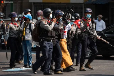Birmanie : balles en caoutchouc contre les manifestants, l'ambassadeur à l'ONU rompt avec la junte