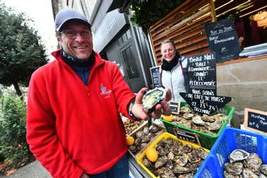 "La Grolleau, c'est l'huître qu'il vous faut", l'ostréiculteur Philippe Grolleau fête ses 30 ans de présence à Brive