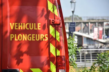 Deux kayakistes en difficulté secourus par les sapeurs-pompiers, à Apremont-sur-Allier