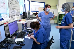 A Clermont-Ferrand, l'hôpital se prépare au rebond épidémique avec des services du CHU déjà sous tension