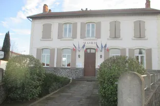 Les élus de Saint-Ignat (Puy-de-Dôme) délibèrent sur les location des salles et les contraintes sanitaires
