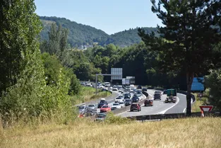 Pour les départs en vacances, jusqu'à 15 km de ralentissement constatés en Corrèze, sur l'A20