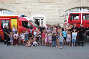 Les enfants dans l’univers des pompiers