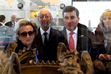En visite à Brive, l'ambassadeur américain désavoue le P-DG de Titan