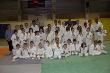 L’école de judo en tenue de gala