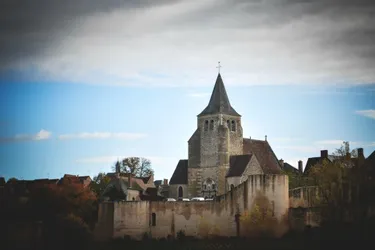 Le port du masque rendu obligatoire en extérieur à différentes occasions à Ainay-le-Château (Allier)
