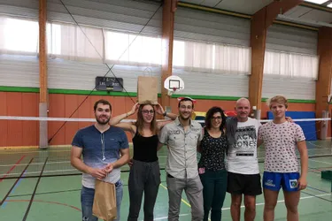 Un premier tournoi pour le Badminton club