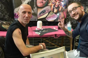 Au salon Ink’ssoire, 36 artistes-tatoueurs présentent leur travail et leurs conseils au public
