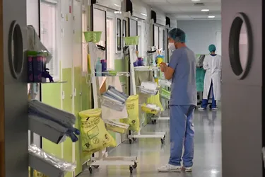 Covid-19 : le nombre de patients hospitalisés en baisse en Auvergne