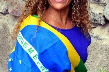 [Rio(m) de Janeiro] Née au Nord-Est du Brésil, Keyth vit désormais à Charbonnières-les-Varennes