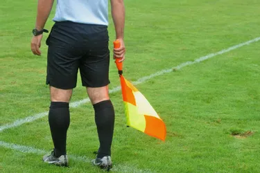 Haute-Loire : sept interpellations suite à l'agression d'un arbitre de foot après une rencontre