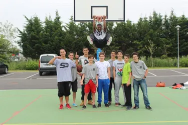 Les jeunes basketteurs ont joué en Vendée