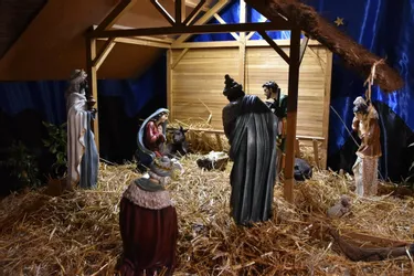 Une crèche de Noël à l’église Saint-Prejet